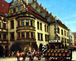 Hofbrau1.jpg (22340 bytes)