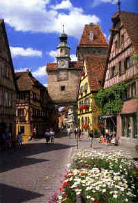 Rothenburg11.jpg (15171 bytes)